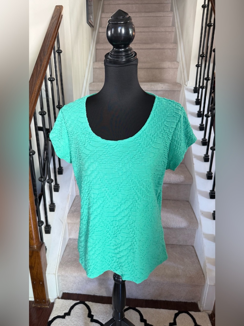 Liz Claiborne Textured Short Sleeve Top
